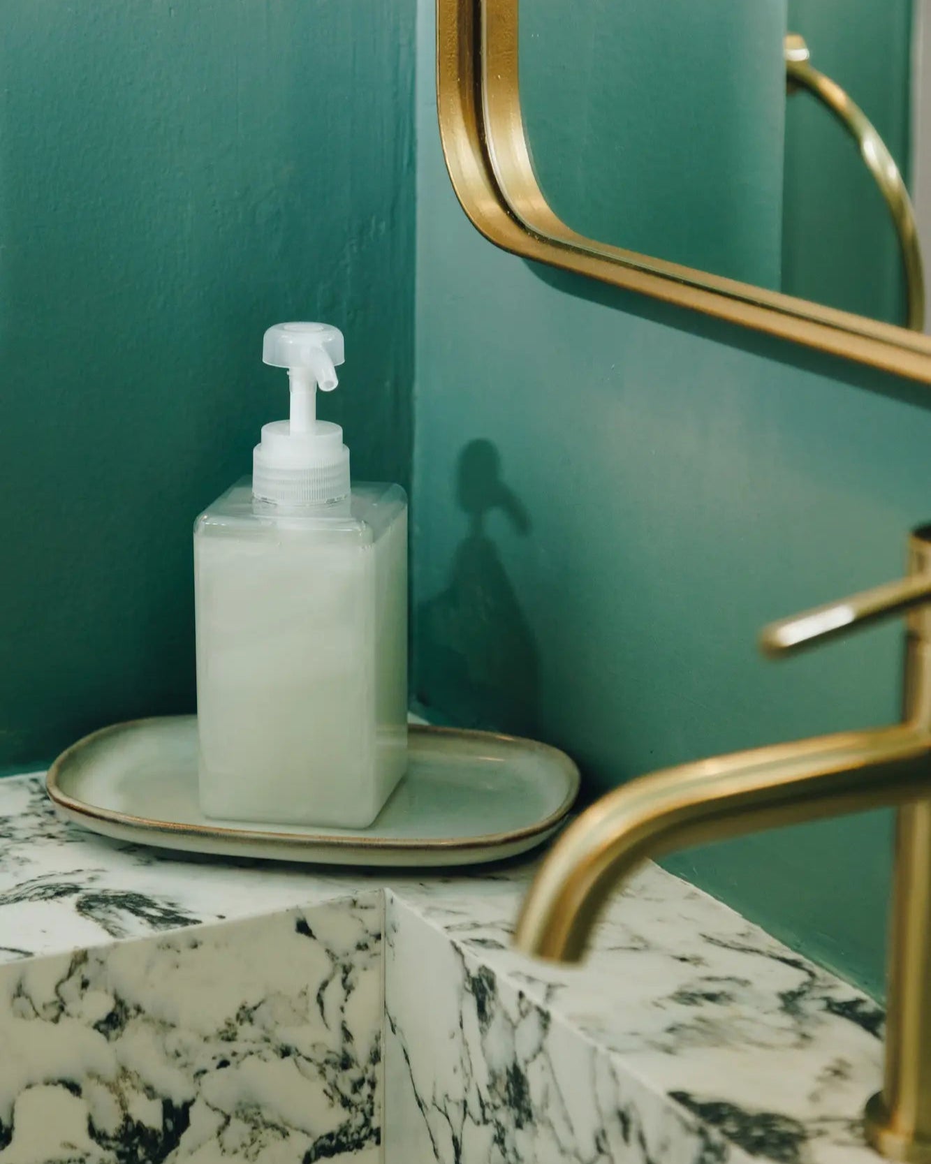 Soho Dispenser | Clear